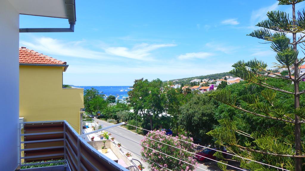 Guest House Kuzmanic Hvar Island Стая снимка