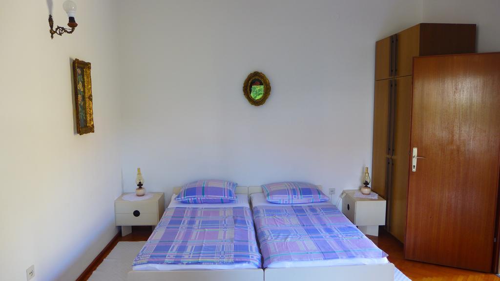 Guest House Kuzmanic Hvar Island Стая снимка