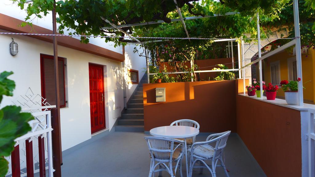 Guest House Kuzmanic Hvar Island Стая снимка