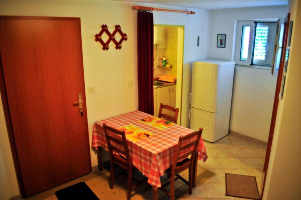 Guest House Kuzmanic Hvar Island Стая снимка