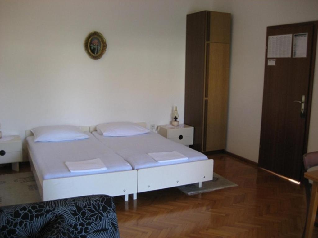 Guest House Kuzmanic Hvar Island Стая снимка