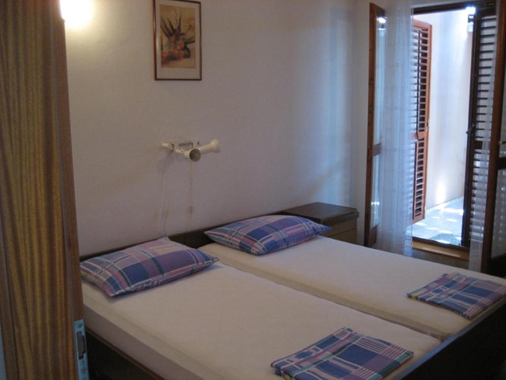 Guest House Kuzmanic Hvar Island Стая снимка